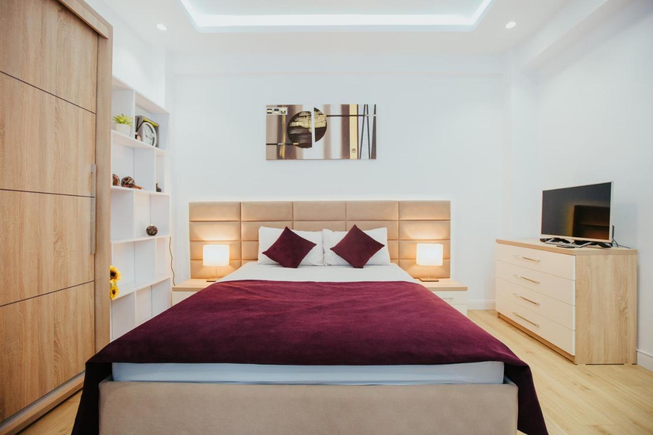 Color Apartments Corneliu Coposu 1A Street Bukarest Exterior foto