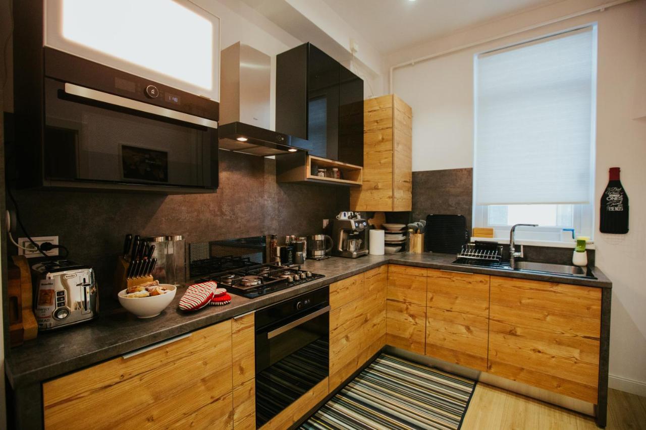 Color Apartments Corneliu Coposu 1A Street Bukarest Exterior foto