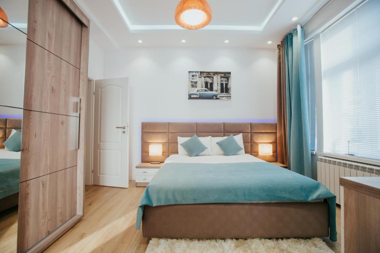 Color Apartments Corneliu Coposu 1A Street Bukarest Exterior foto