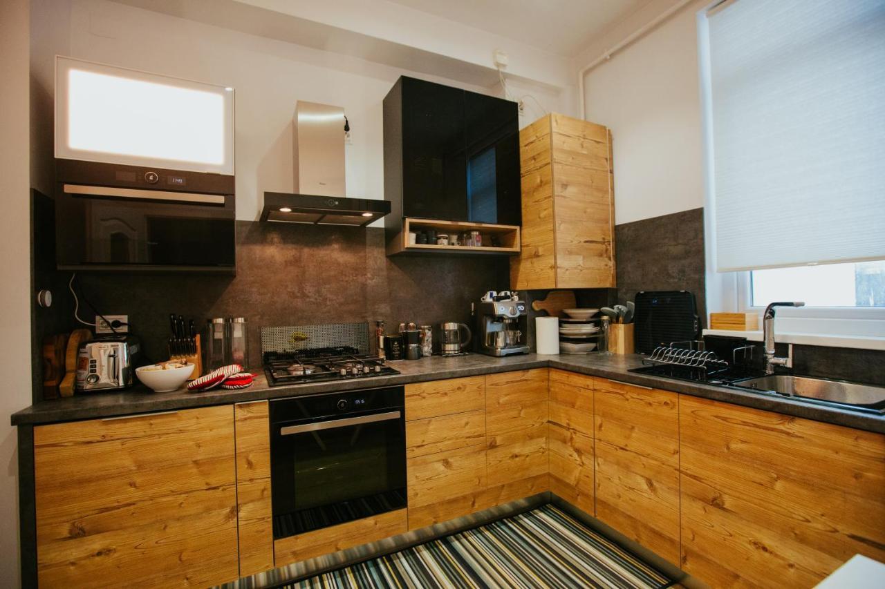 Color Apartments Corneliu Coposu 1A Street Bukarest Exterior foto