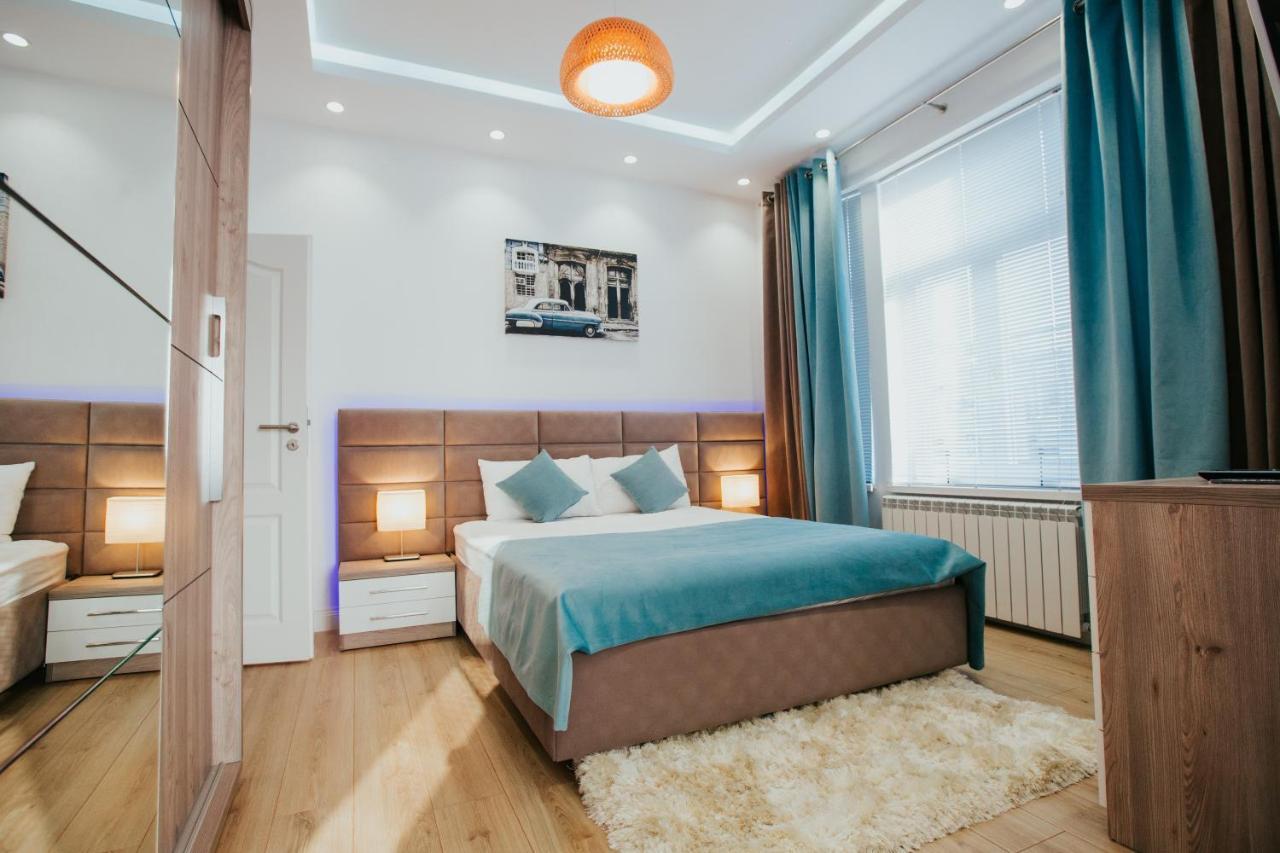 Color Apartments Corneliu Coposu 1A Street Bukarest Exterior foto